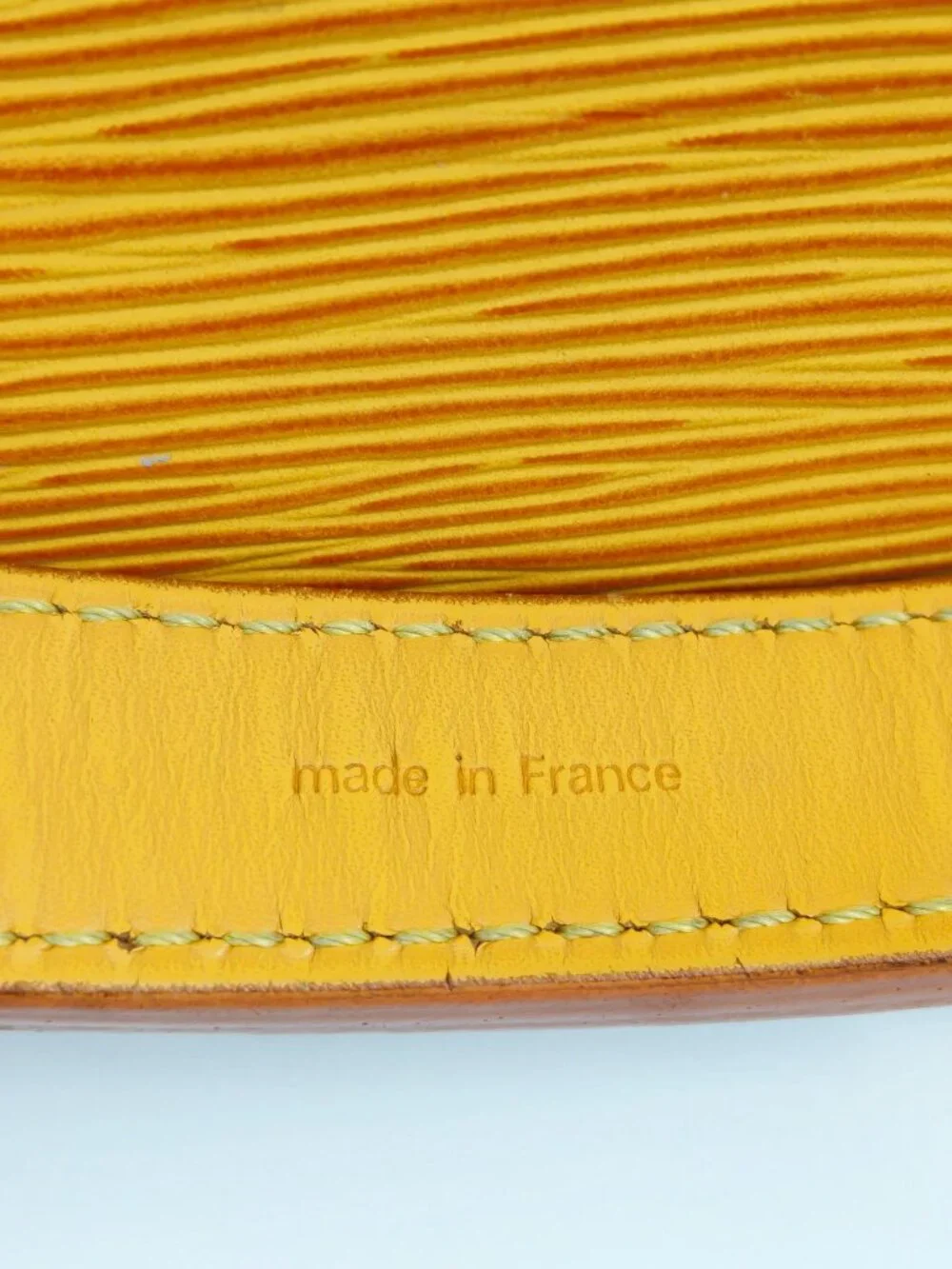 Louis Vuitton Epi Noé PM Yellow Tassil Leather Bucket Shoulder Bag